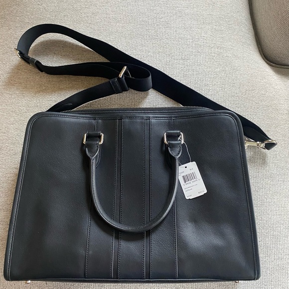 Coach briefcase with the strap-Black-multiple inside pockets. - Picture 5 of 6